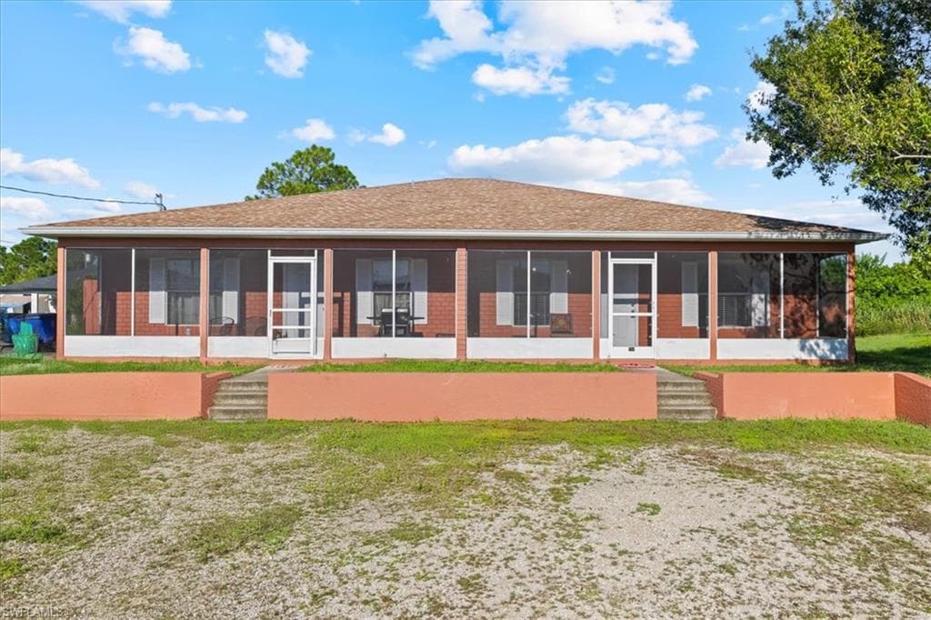 204/206 Ichabod Ave, Lehigh Acres, FL 33973-2