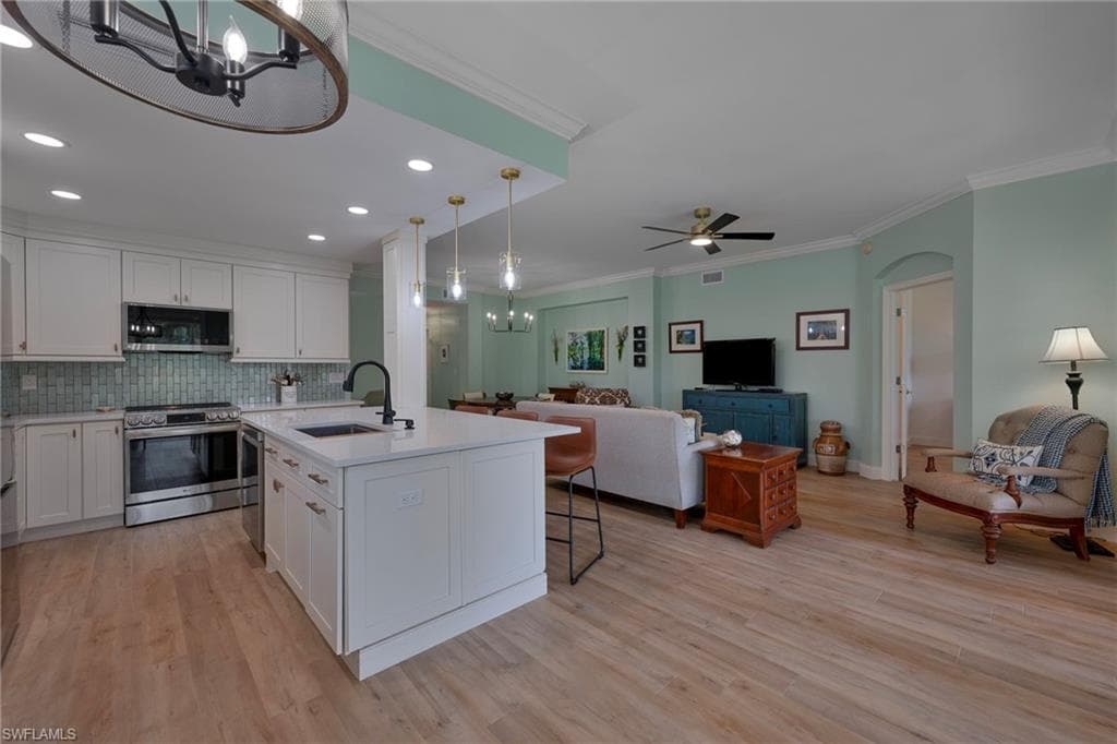 22974 Lone Oak Dr, Estero, FL 33928-5