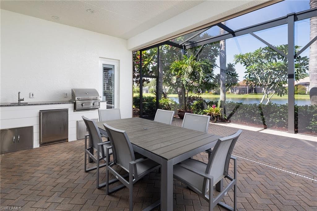 499 Terracina Way, Naples, FL 34119-37