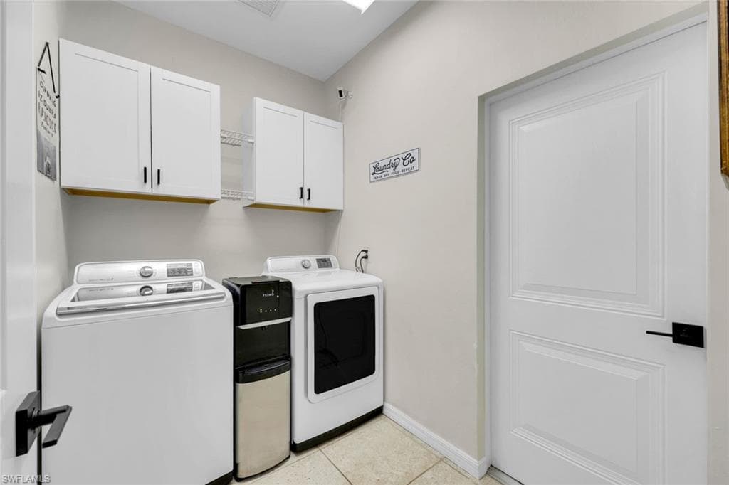 1399 Santiago Cir 1103, Naples, FL 34113-22