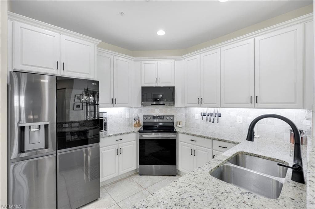 1399 Santiago Cir 1103, Naples, FL 34113-8