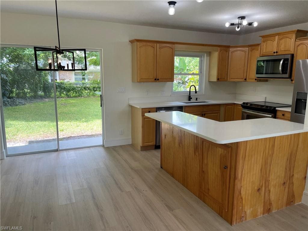 947 Happy Rd, North Fort Myers, FL 33903-7