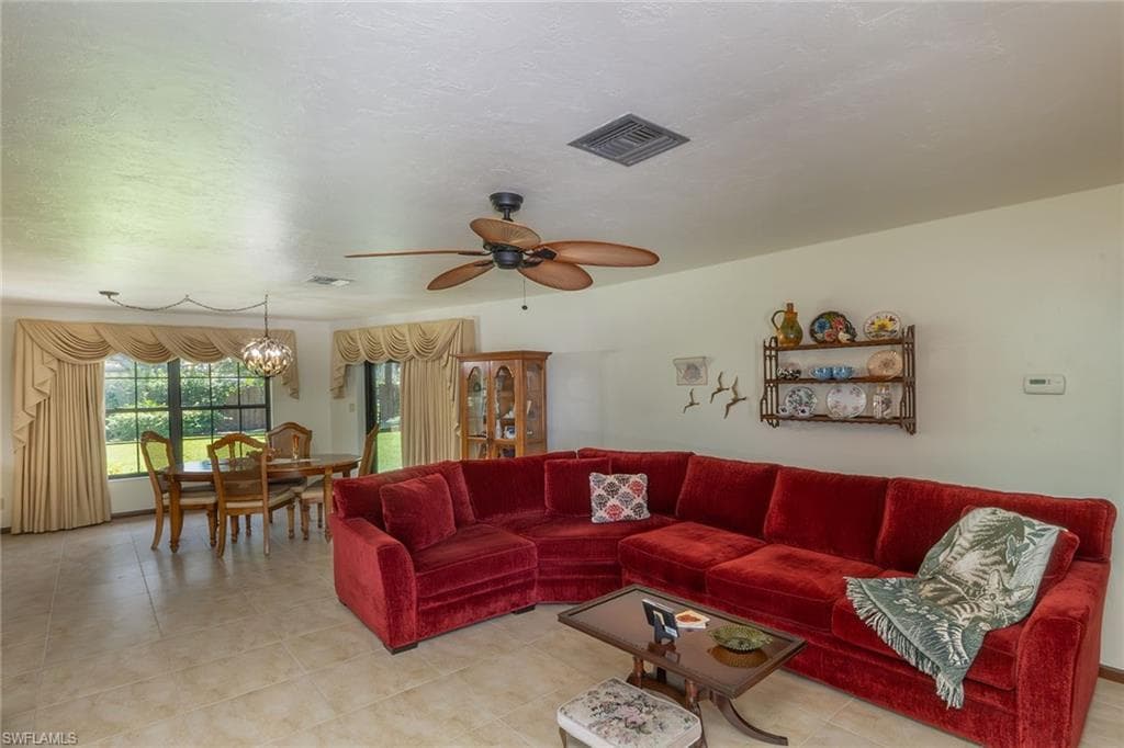 520 Valley Dr, Bonita Springs, FL 34134-4