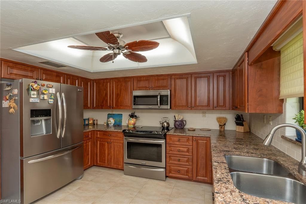 520 Valley Dr, Bonita Springs, FL 34134-7