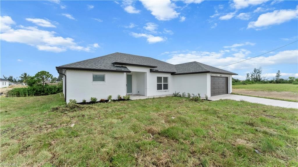 106 20th St, Cape Coral, FL 33993-26