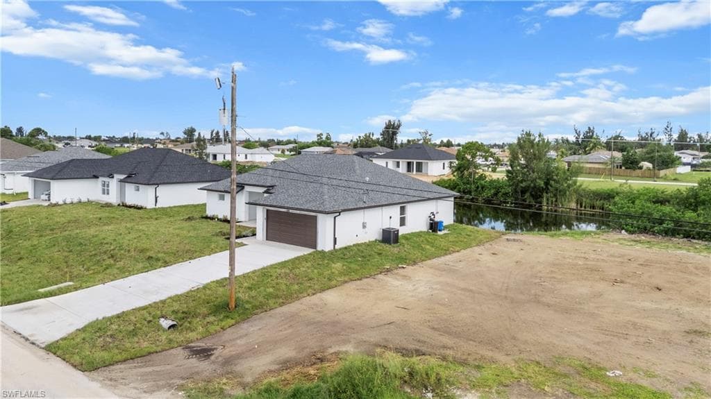 106 20th St, Cape Coral, FL 33993-4