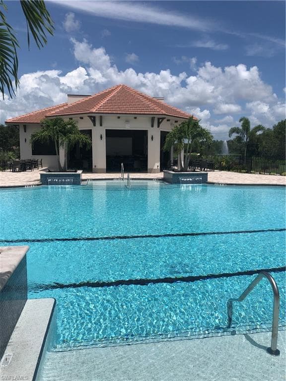 8555 Naples Heritage Dr 214, Naples, FL 34112-27