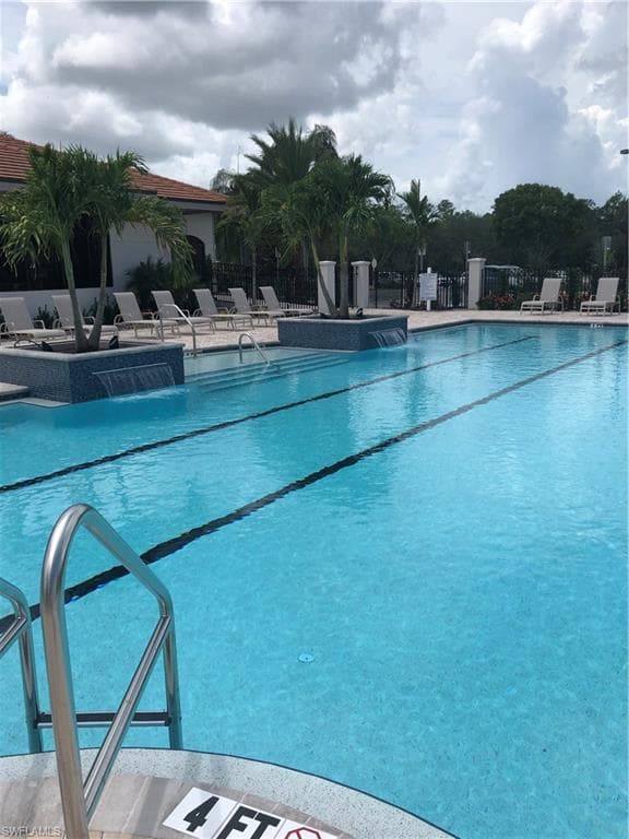 8555 Naples Heritage Dr 214, Naples, FL 34112-28
