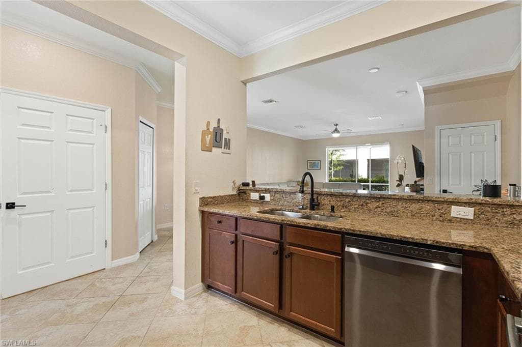 2667 Blossom Way, Naples, FL 34120-9