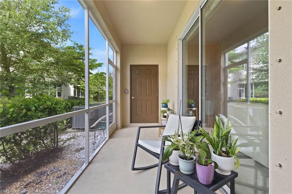 2667 Blossom Way, Naples, FL 34120-26