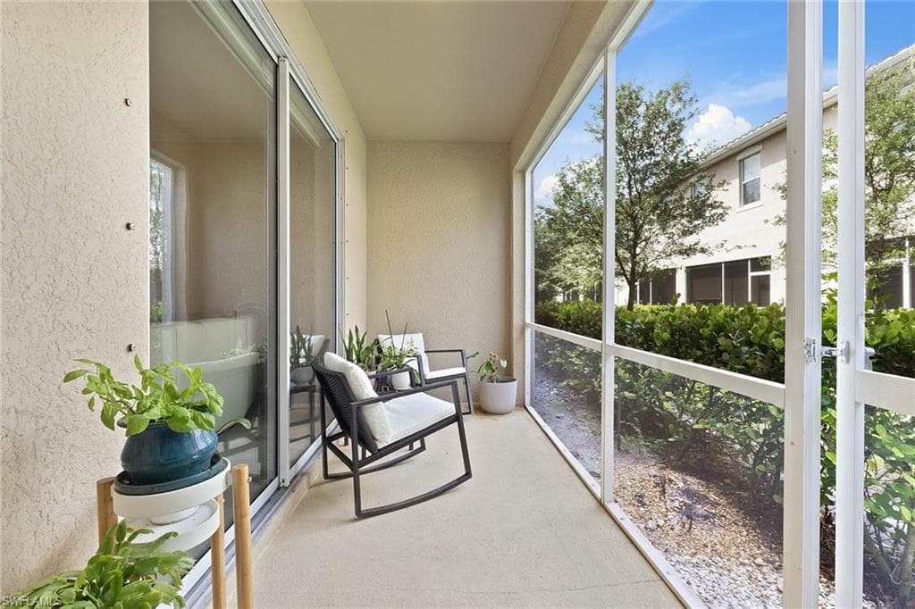 2667 Blossom Way, Naples, FL 34120-27