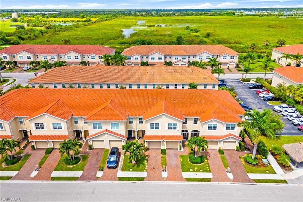 2667 Blossom Way, Naples, FL 34120-34