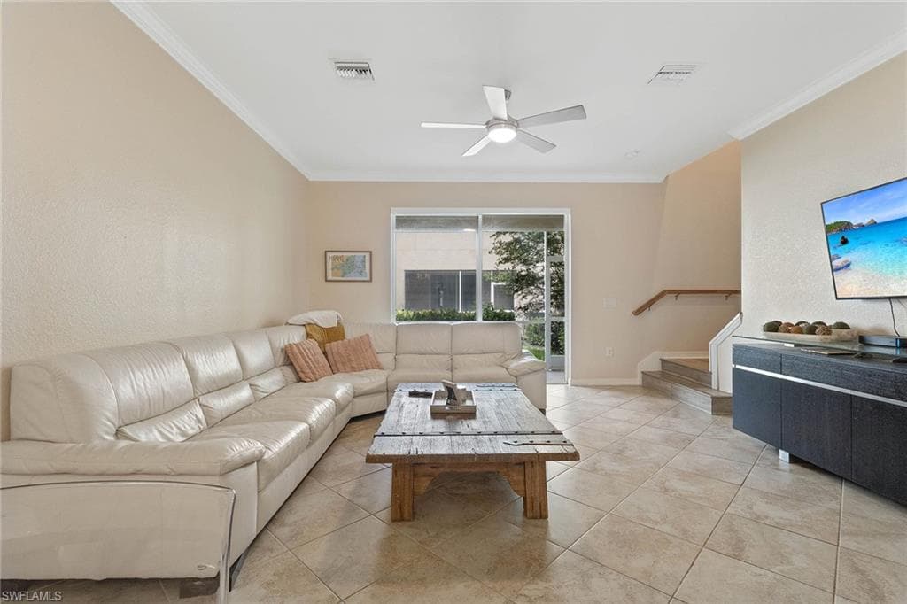 2667 Blossom Way, Naples, FL 34120-4