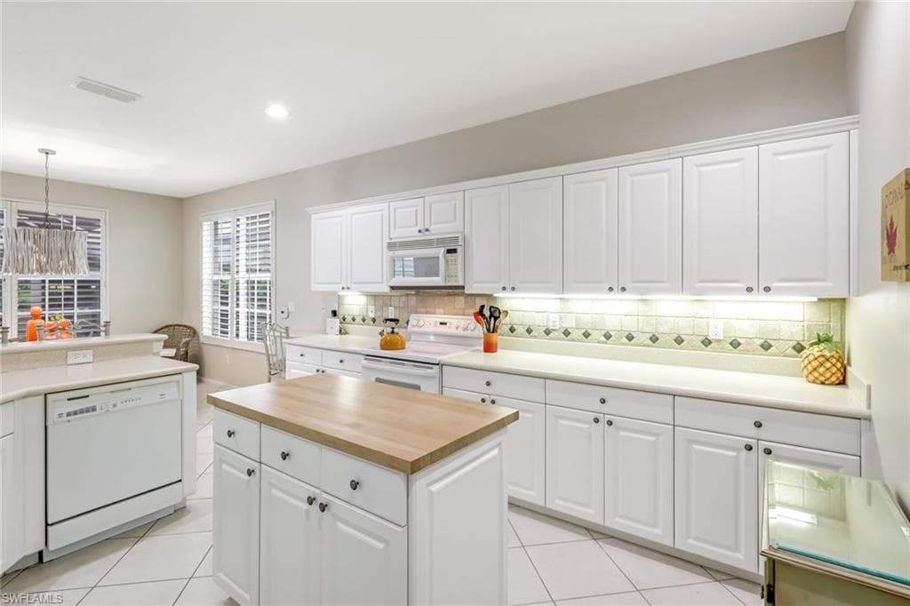 23045 Tree Crest Ct, Estero, FL 34135-14