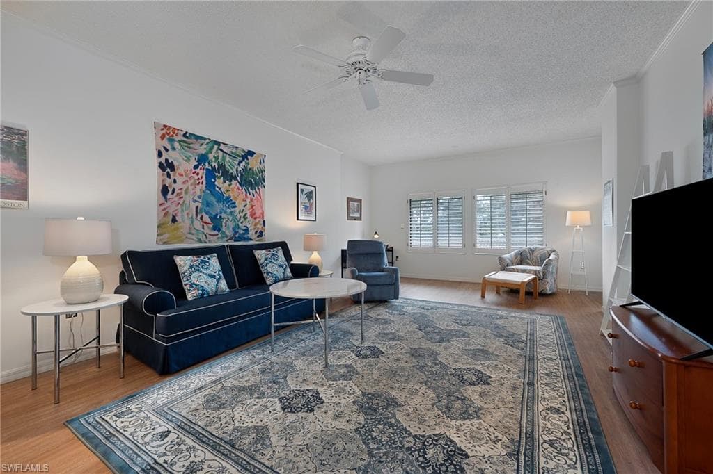 201 Arbor Lake Dr 2-205, Naples, FL 34110-2