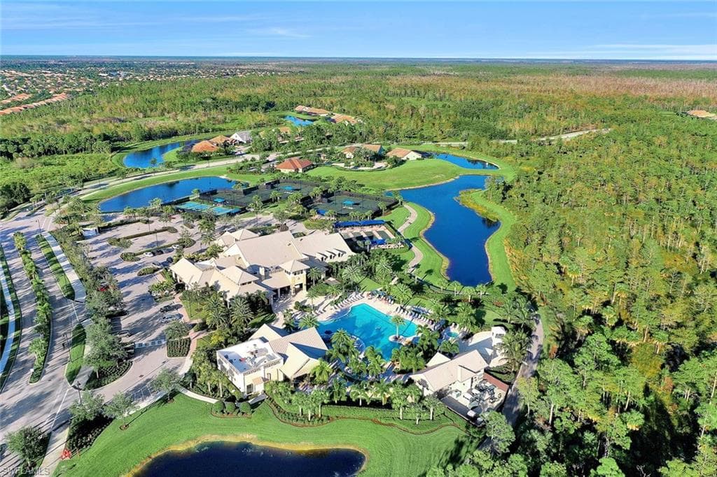 7659 Jacaranda Ln, Naples, FL 34114-23