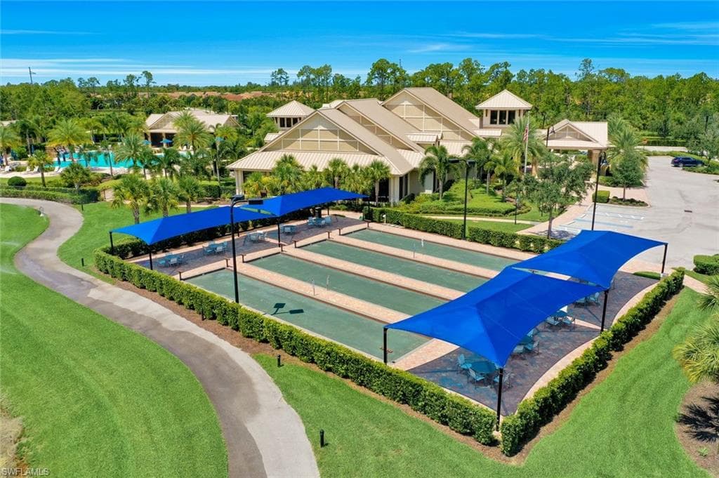 7659 Jacaranda Ln, Naples, FL 34114-25