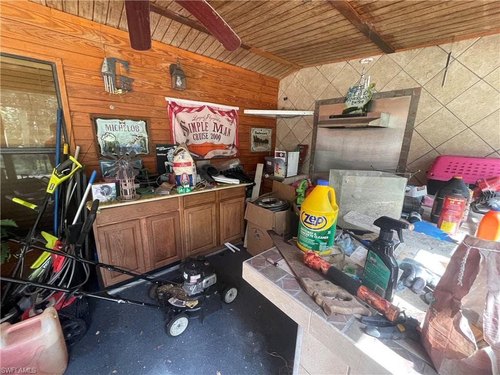 461 18th St SE, Naples, FL 34117-7