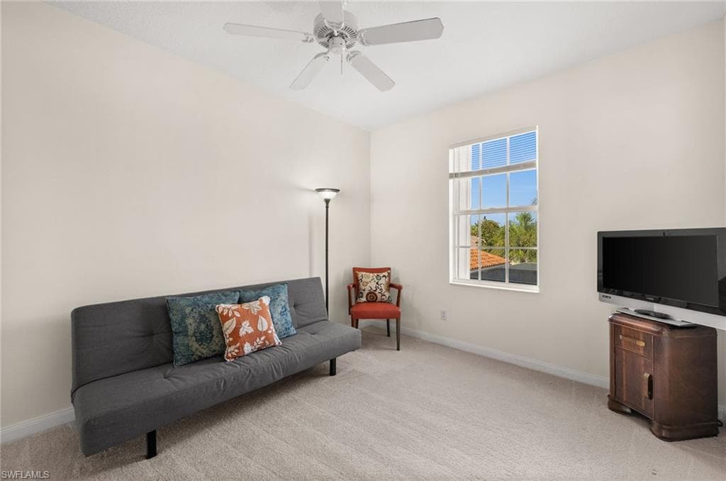 6072 Towncenter Cir, Naples, FL 34119-25
