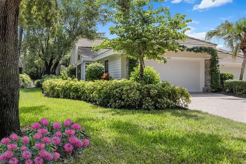 6626 Trident Way G6, Naples, FL 34108-2