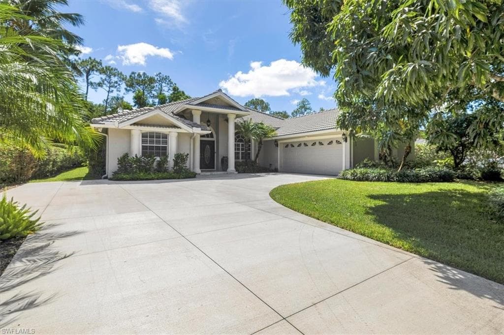 5660 Cypress Hollow Way, Naples, FL 34109-42