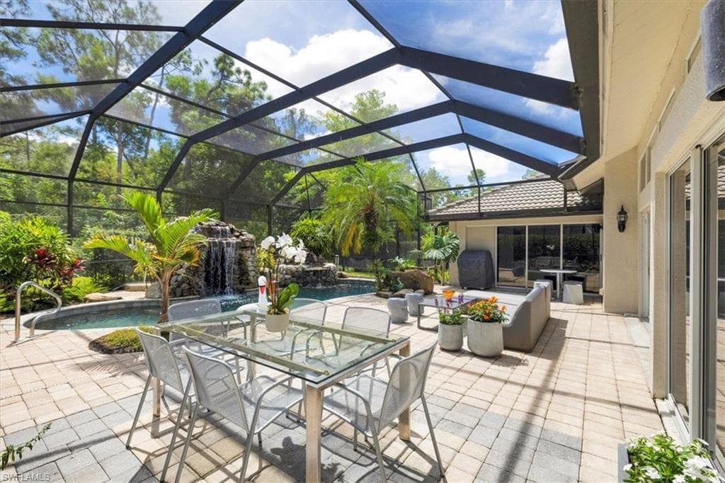5660 Cypress Hollow Way, Naples, FL 34109-6