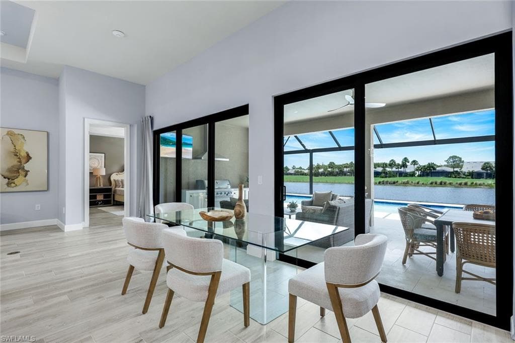 9512 Greyhawk Trl, Naples, FL 34120-15