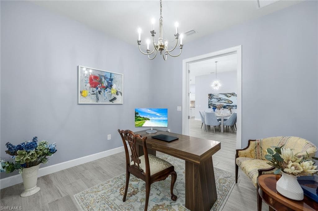 9512 Greyhawk Trl, Naples, FL 34120-26