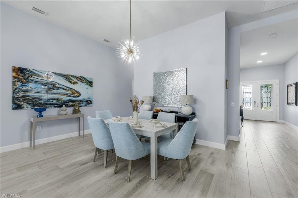 9512 Greyhawk Trl, Naples, FL 34120-30