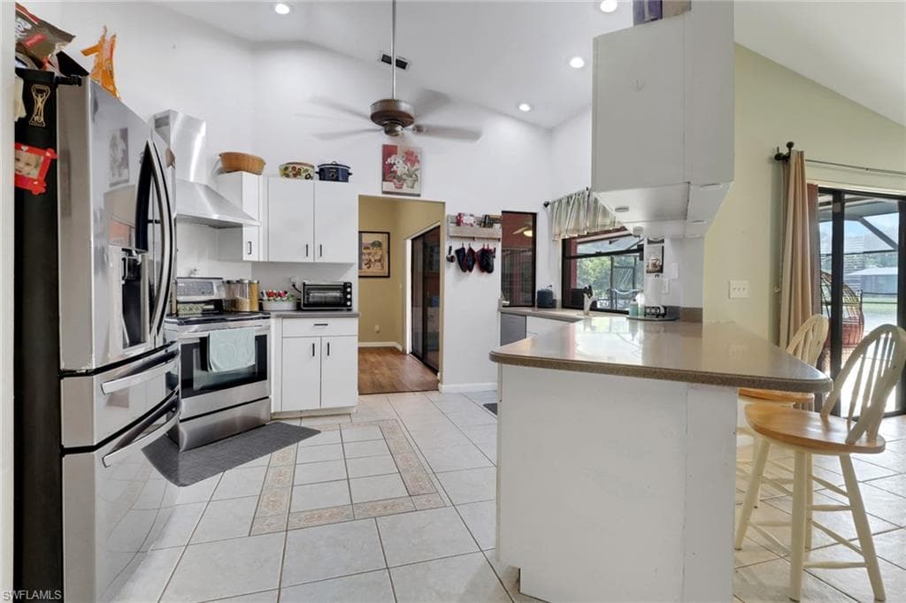 9414 Pineapple Rd, Fort Myers, FL 33967-11