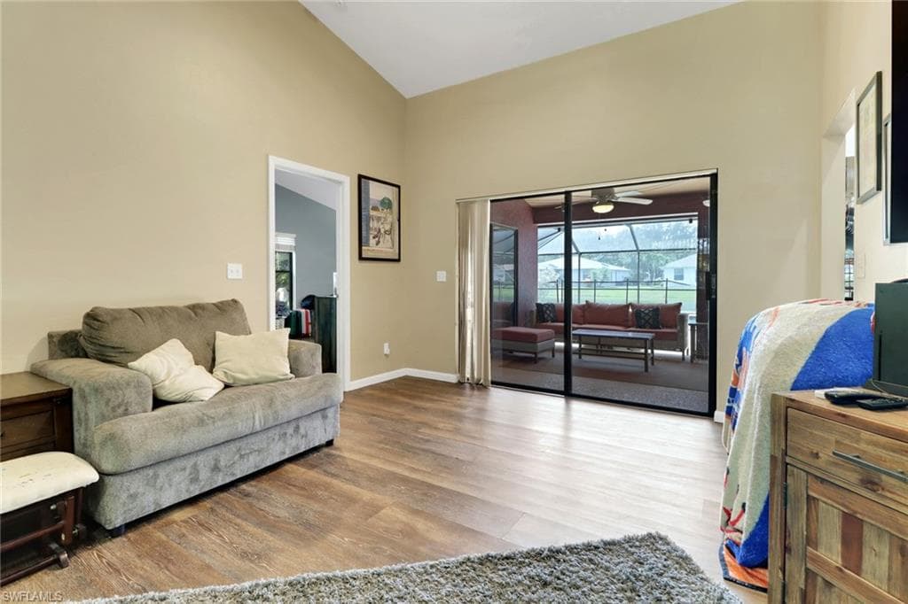 9414 Pineapple Rd, Fort Myers, FL 33967-7
