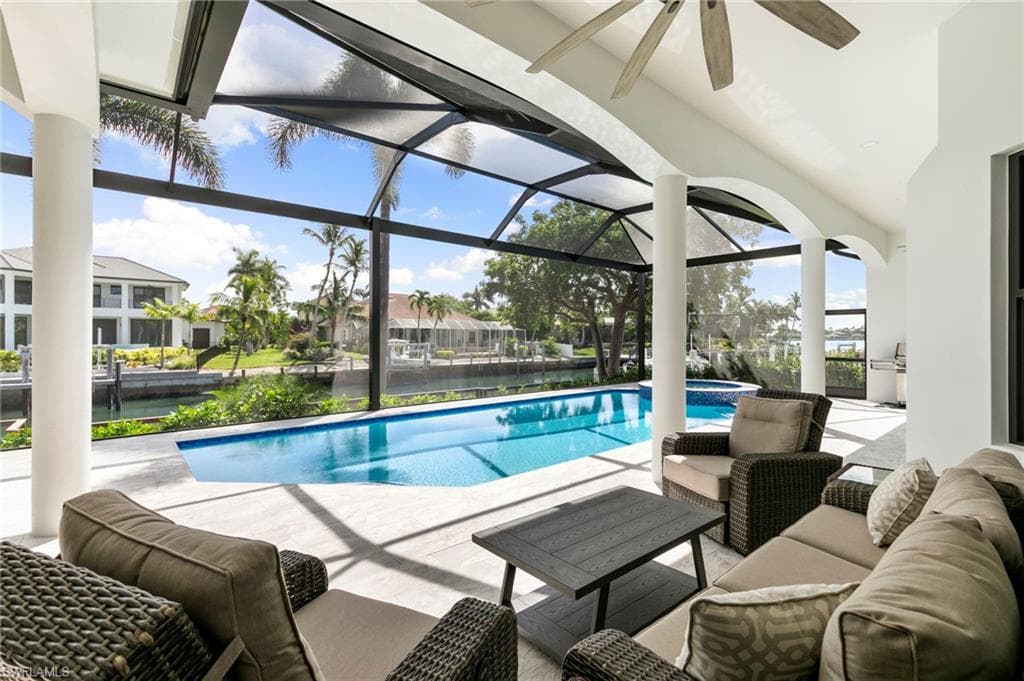 511 Alameda Ct, Marco Island, FL 34145-32
