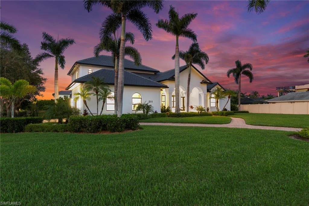 511 Alameda Ct, Marco Island, FL 34145-44