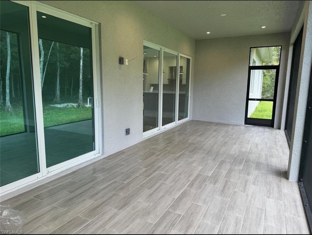 2461 Golden Gate Blvd E, Naples, FL 34120-33