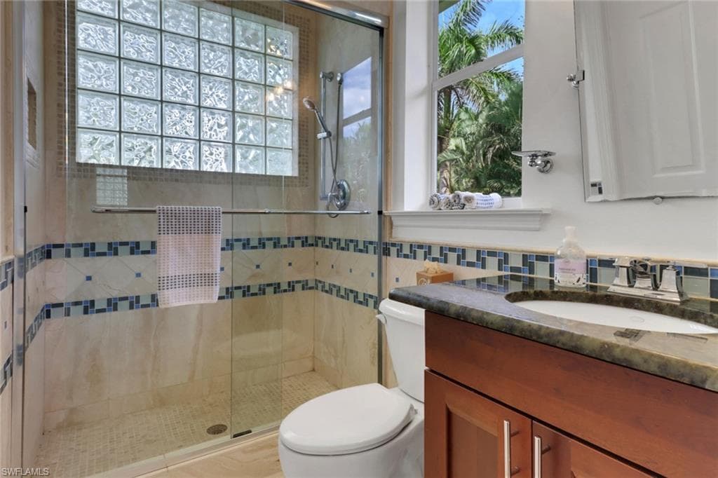 27070 Driftwood Drive, Bonita Springs, FL 34135-24