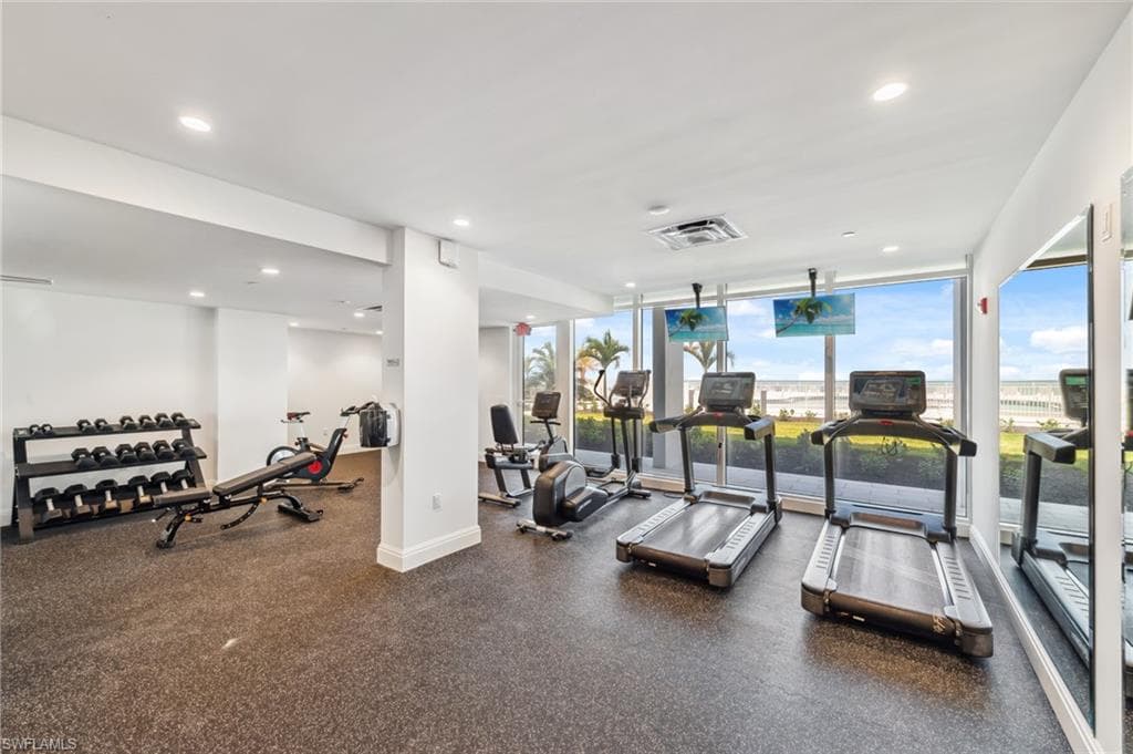 3443 Gulf Shore Blvd N 309, Naples, FL 34103-13