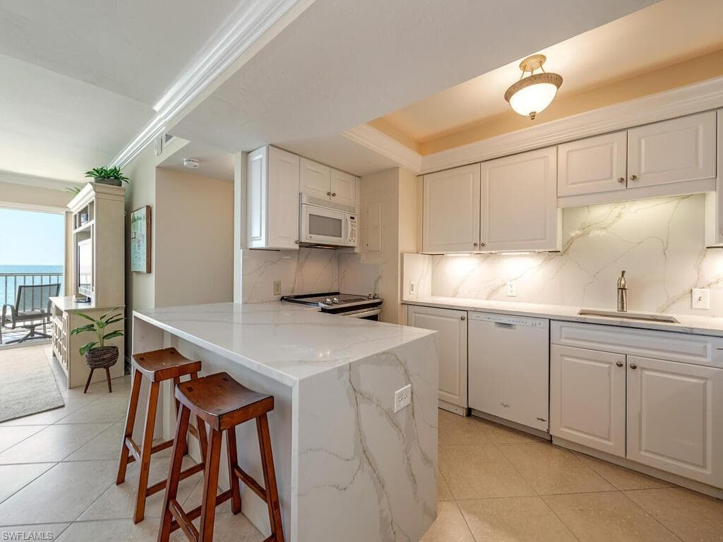 3443 Gulf Shore Blvd N 309, Naples, FL 34103-4