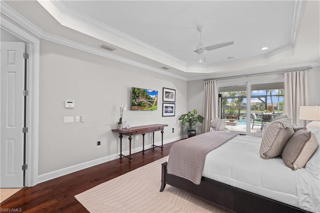 9052 Graphite Cir, Naples, FL 34120-21