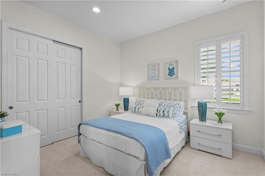 9052 Graphite Cir, Naples, FL 34120-27