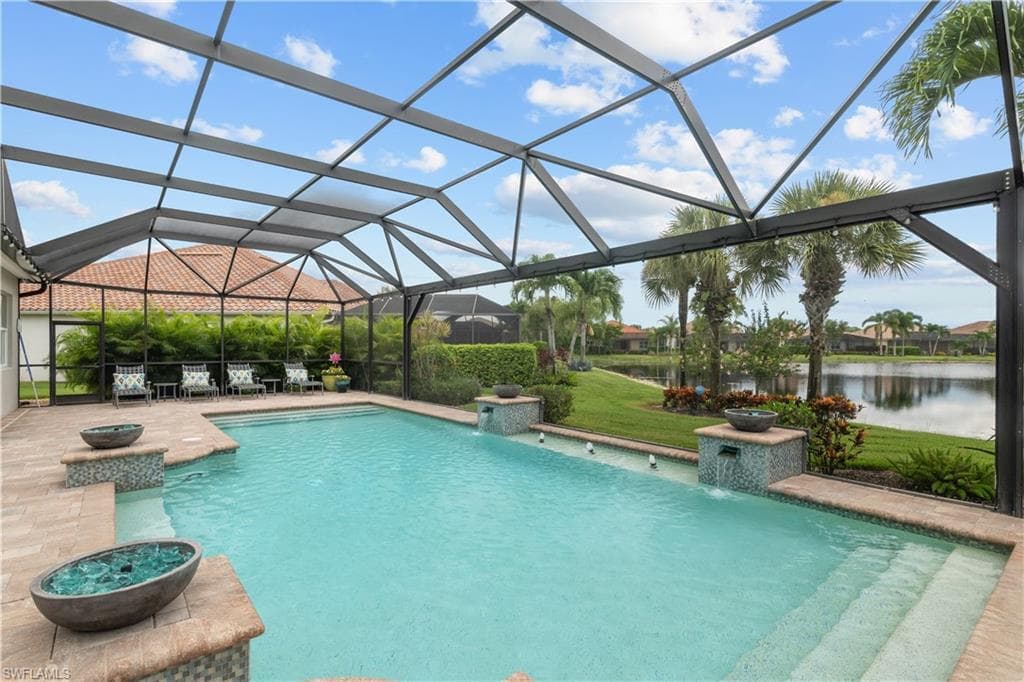 9052 Graphite Cir, Naples, FL 34120-35