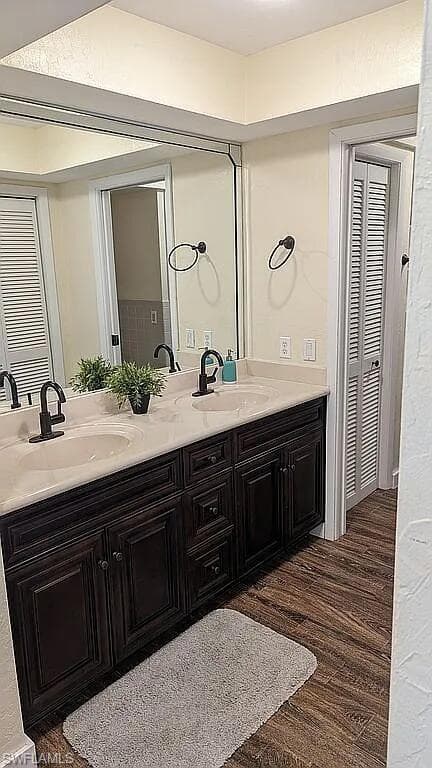 1800 Woodbine Ct, Marco Island, FL 34145-31