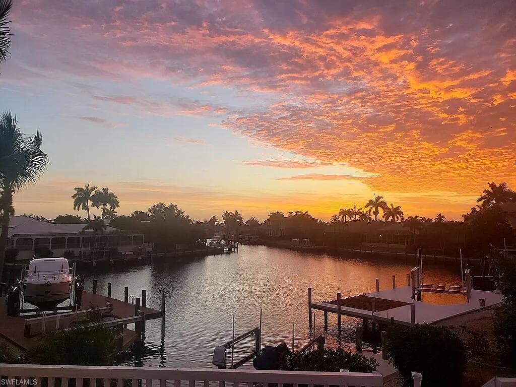 1800 Woodbine Ct, Marco Island, FL 34145-3