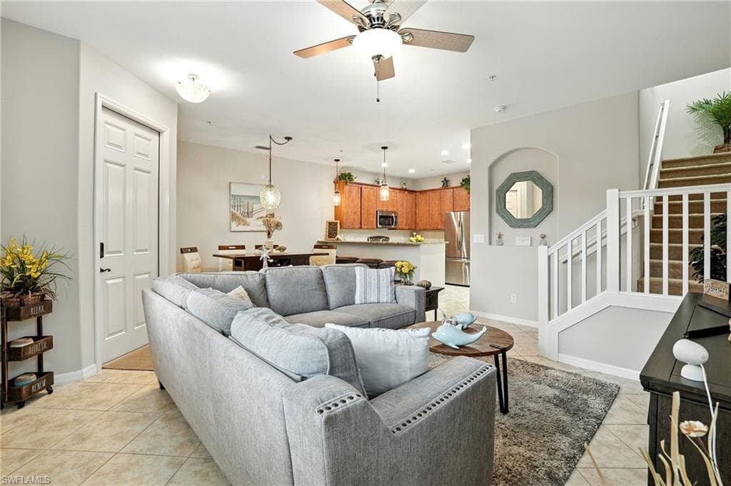 8941 Malibu St 105, Naples, FL 34113-9