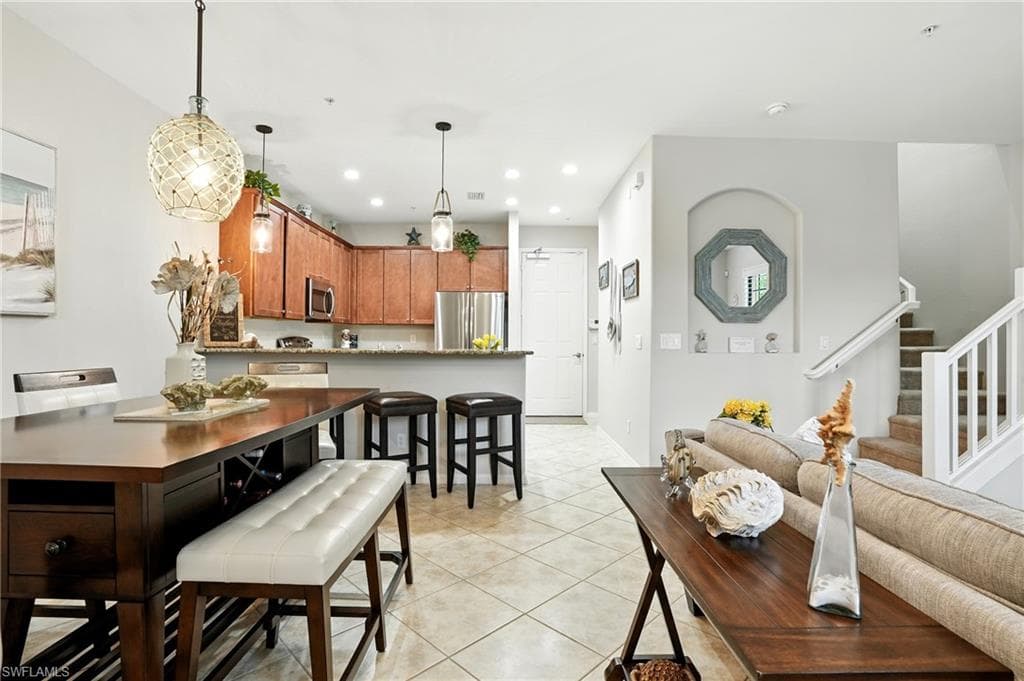 8941 Malibu St 105, Naples, FL 34113-3