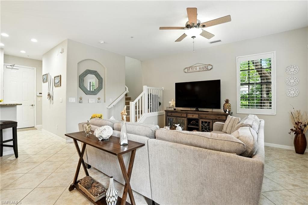 8941 Malibu St 105, Naples, FL 34113-6