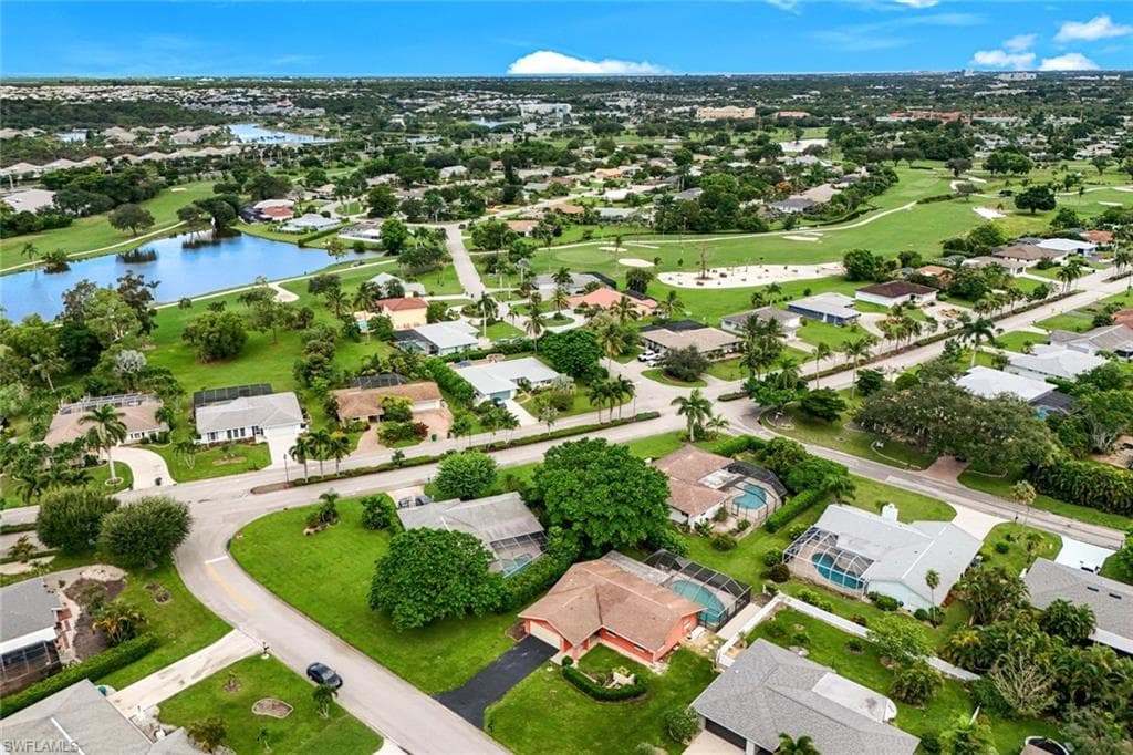 133 Briarcliff Ln, Naples, FL 34113-32