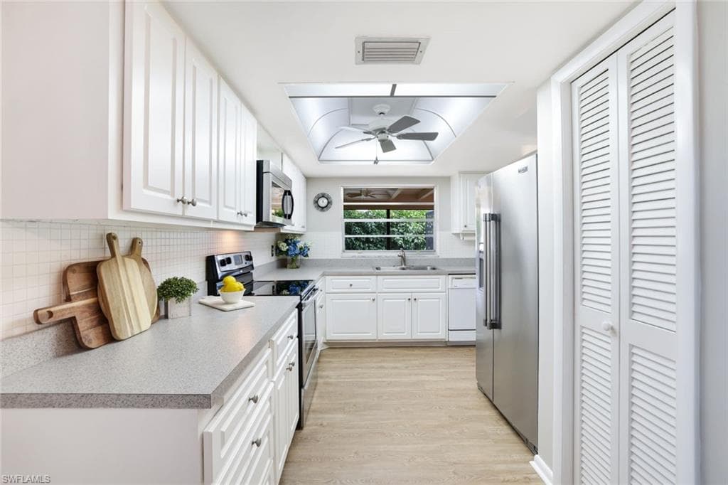 133 Briarcliff Ln, Naples, FL 34113-8
