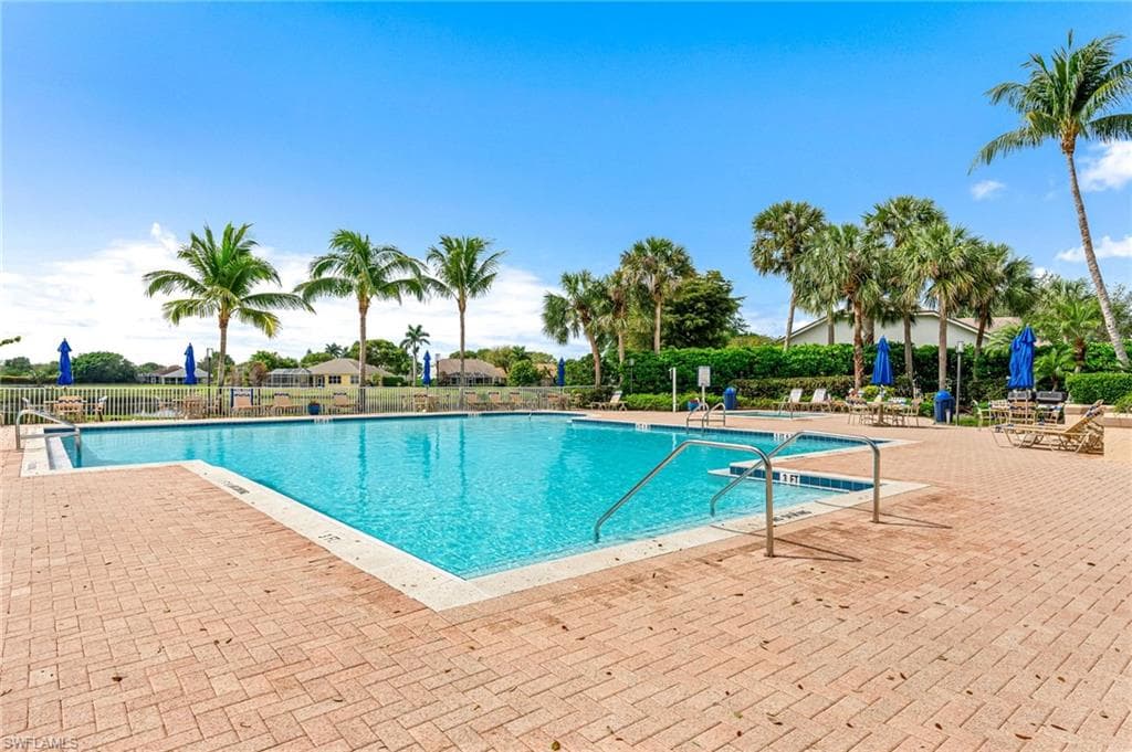 7768 Gardner Dr 202, Naples, FL 34109-19