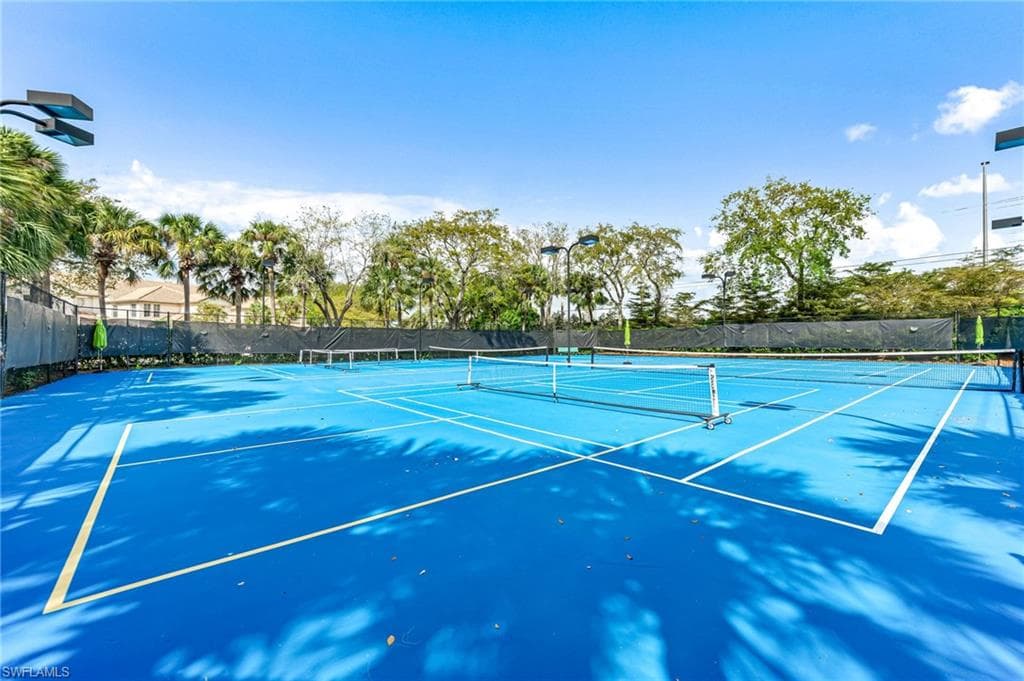 7768 Gardner Dr 202, Naples, FL 34109-22