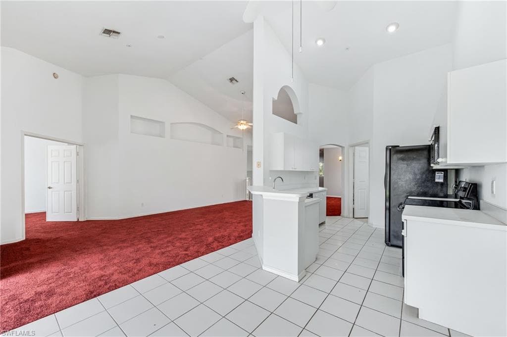 7768 Gardner Dr 202, Naples, FL 34109-6